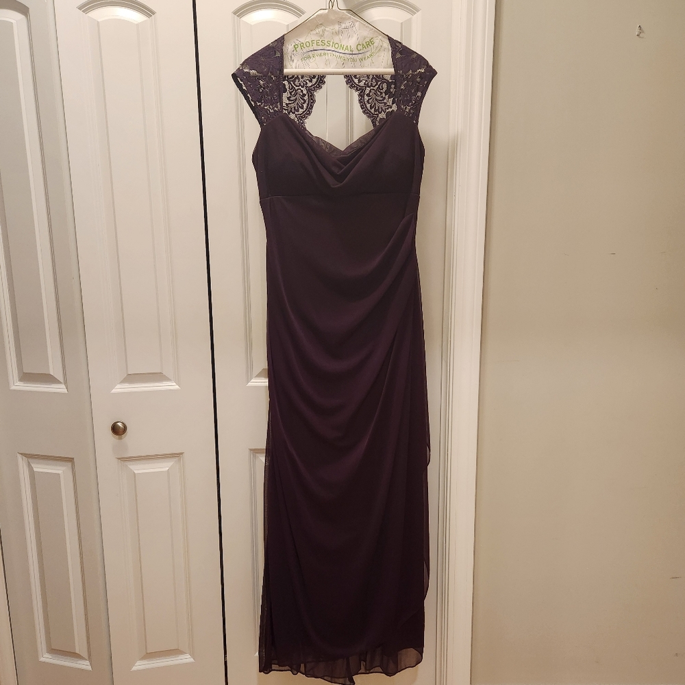 Womens size 16 Formal/Mother of the Bride Dress